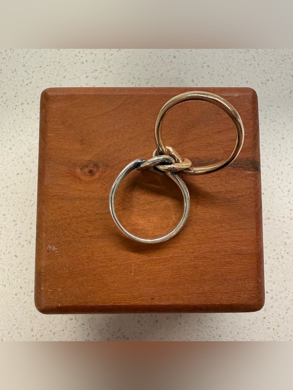 James Avery Original Lovers' Knot Ring 14K Yellow Gold Sterling Silver size 7.5 - Picture 14 of 16